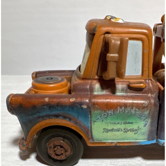 Disney Pixar Cars Tow Mater Diecast Toy Truck 3.5" Brown & Blue Vintage Look - Picture 3 of 10